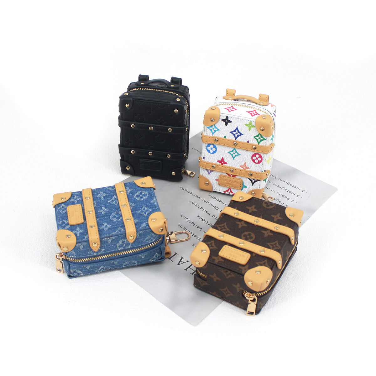 Chic Mini Suitcase Handbag – Retro Trunk-Style Crossbody Purse for Girls, Adorable Small Bag That Complements Any Outfit