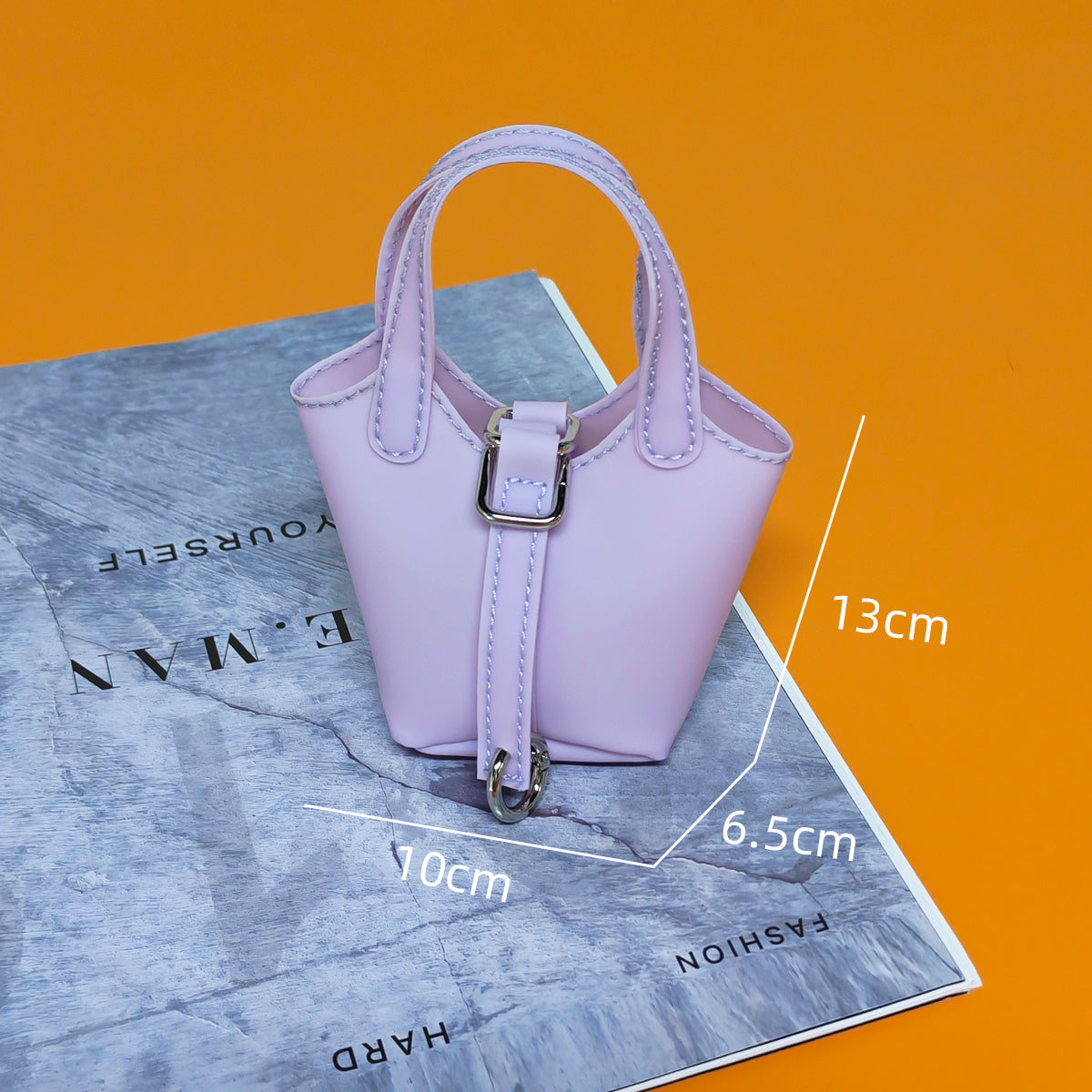 PVC Mini Bucket Bag – Jelly Coin Purse with Keychain Pendant, Cute Transparent Shoulder Bag for Small Essentials and Decorative Use