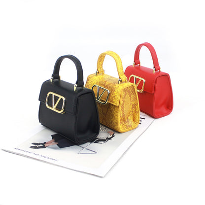 Trendy Mini Crossbody Bucket Bag – Cute Drawstring Shoulder Purse, Lightweight Travel Phone Bag