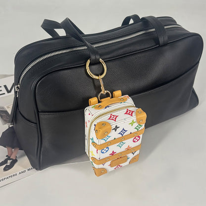 Chic Mini Suitcase Handbag – Retro Trunk-Style Crossbody Purse for Girls, Adorable Small Bag That Complements Any Outfit