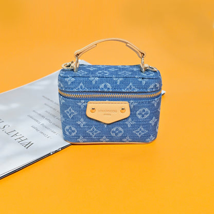 Mini Denim Crossbody Bags for Women Small Vintage Square Box Purse Boho Cross Body Handbags with Chain and Zipper