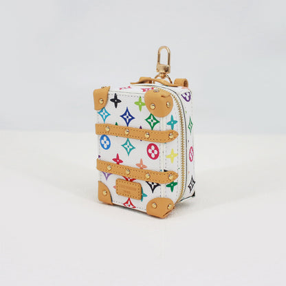 Chic Mini Suitcase Handbag – Retro Trunk-Style Crossbody Purse for Girls, Adorable Small Bag That Complements Any Outfit