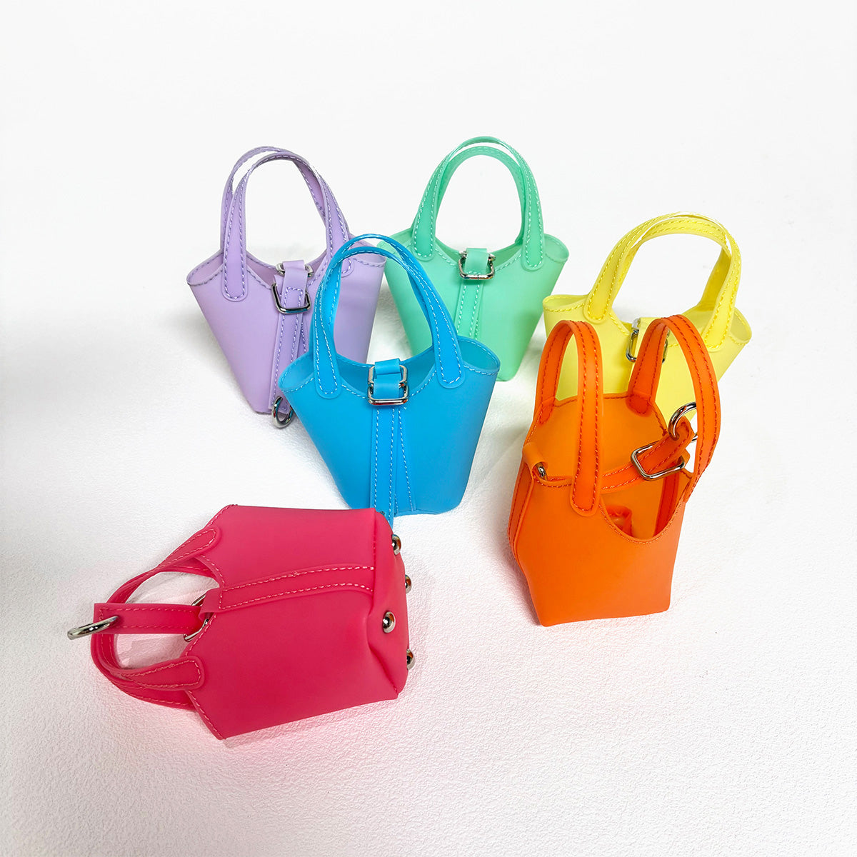 PVC Mini Bucket Bag – Jelly Coin Purse with Keychain Pendant, Cute Transparent Shoulder Bag for Small Essentials and Decorative Use